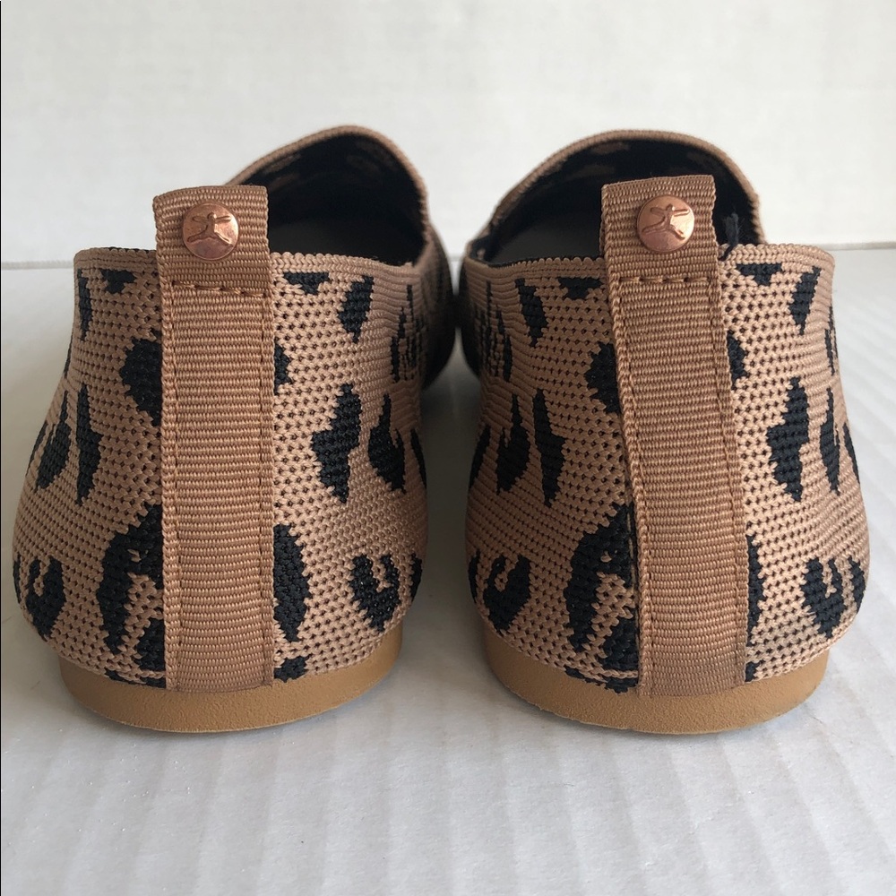 Danskin Animal Print Knit Loafer Slip-on Flats Size 9 - Picture 7 of 10